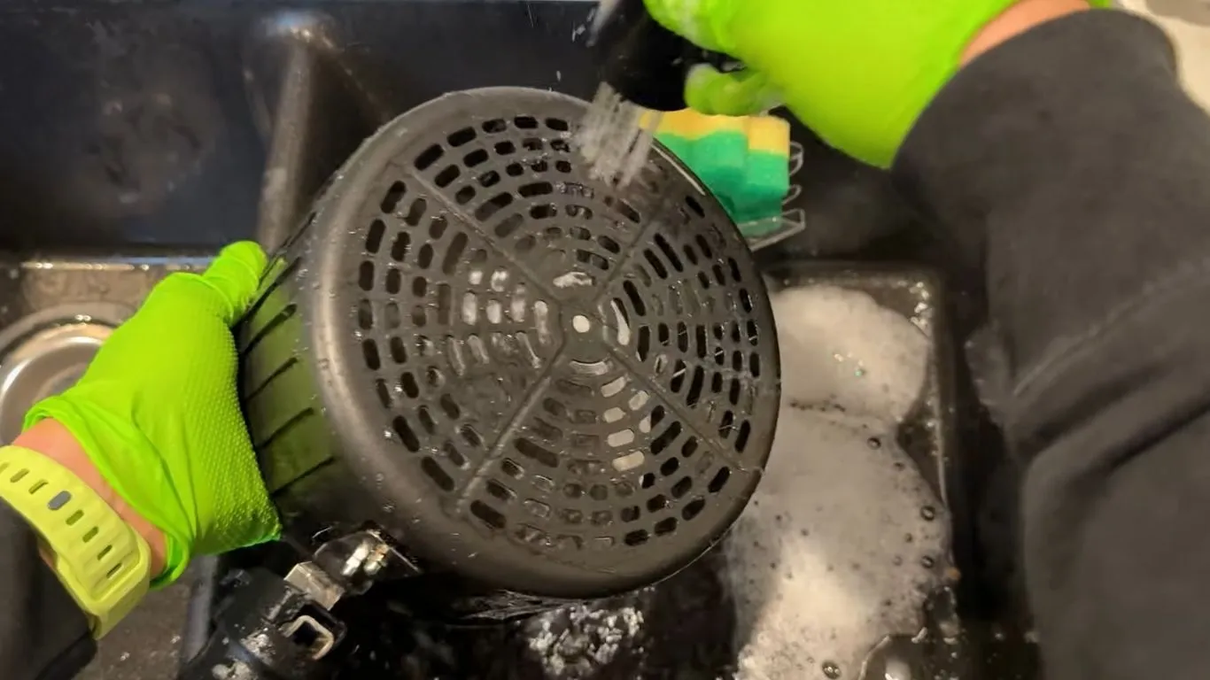 air fryer cleaning hacks