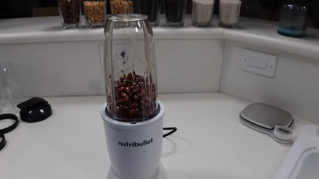 difference between blender and smoothie maker
