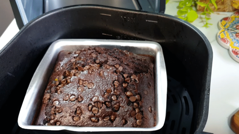 how to bake cake in air fryer